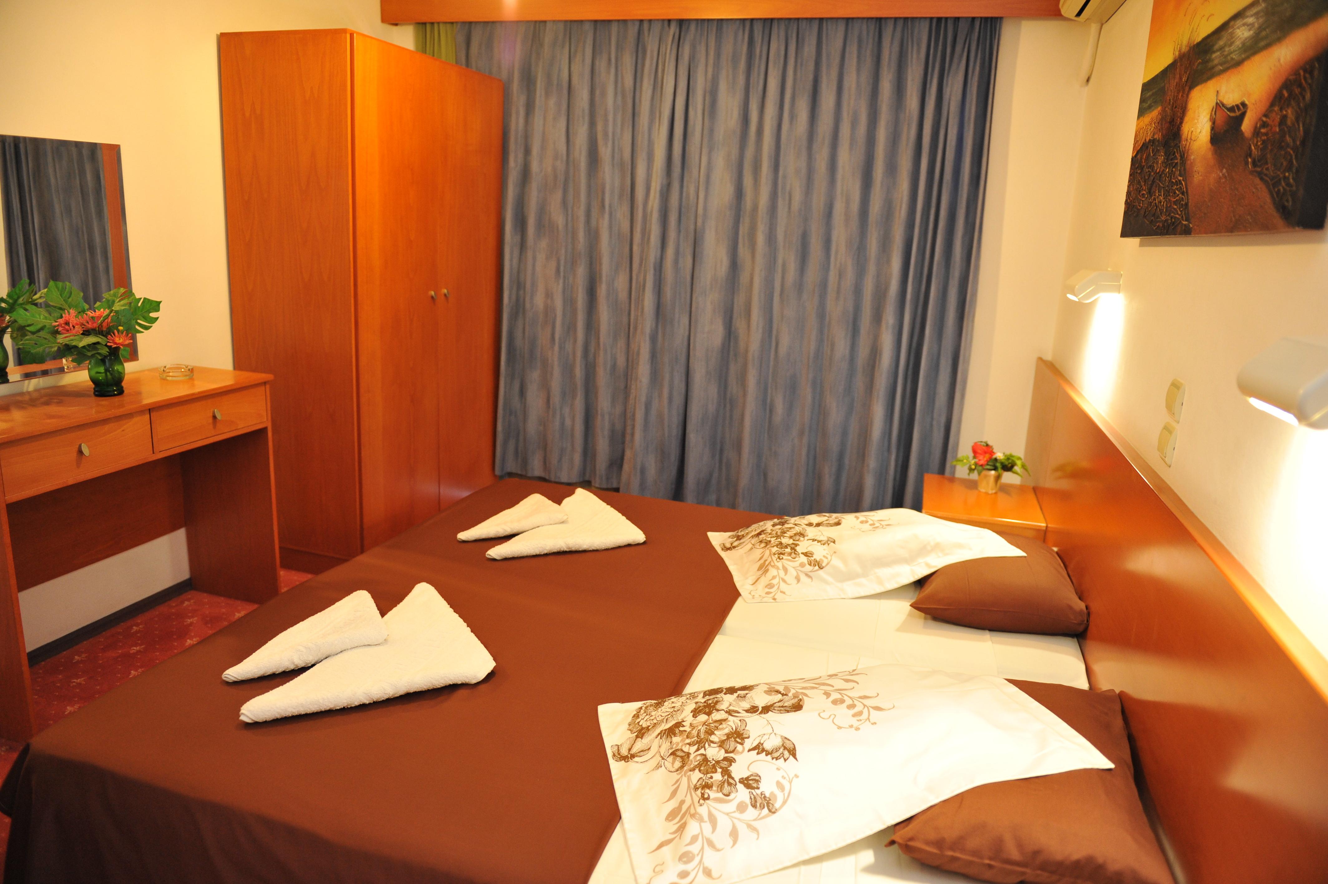 Heleni Beach Hotel イアリソス エクステリア 写真