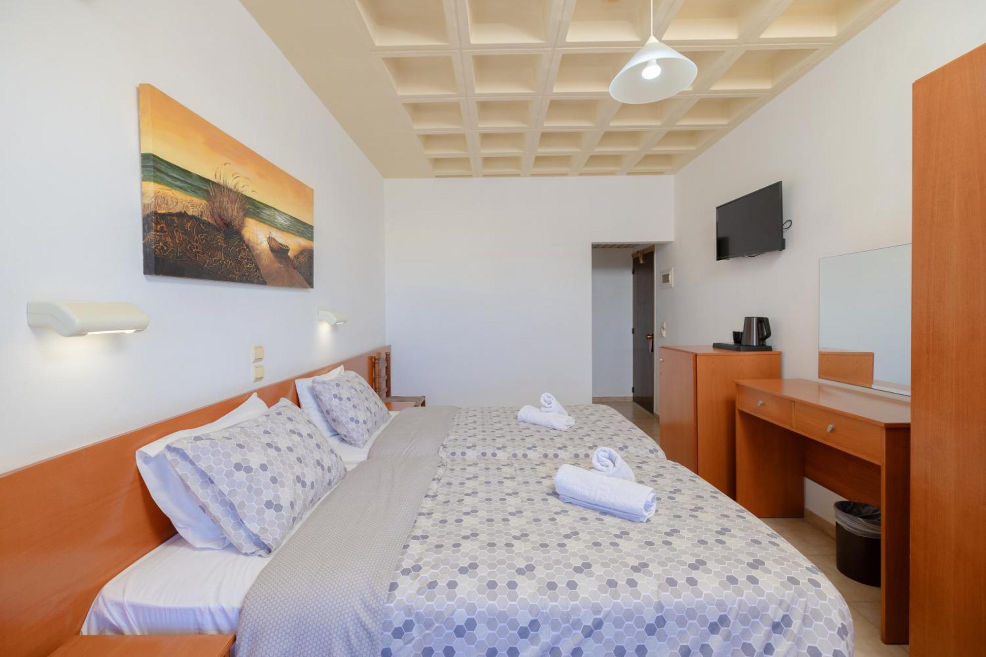 Heleni Beach Hotel イアリソス エクステリア 写真