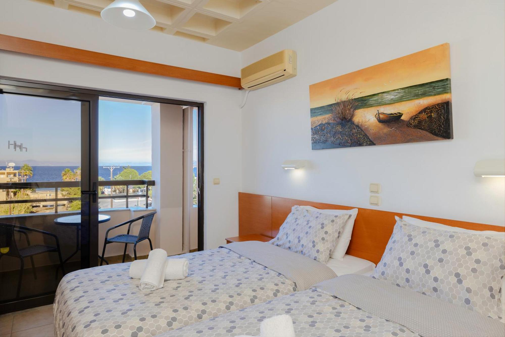 Heleni Beach Hotel イアリソス エクステリア 写真