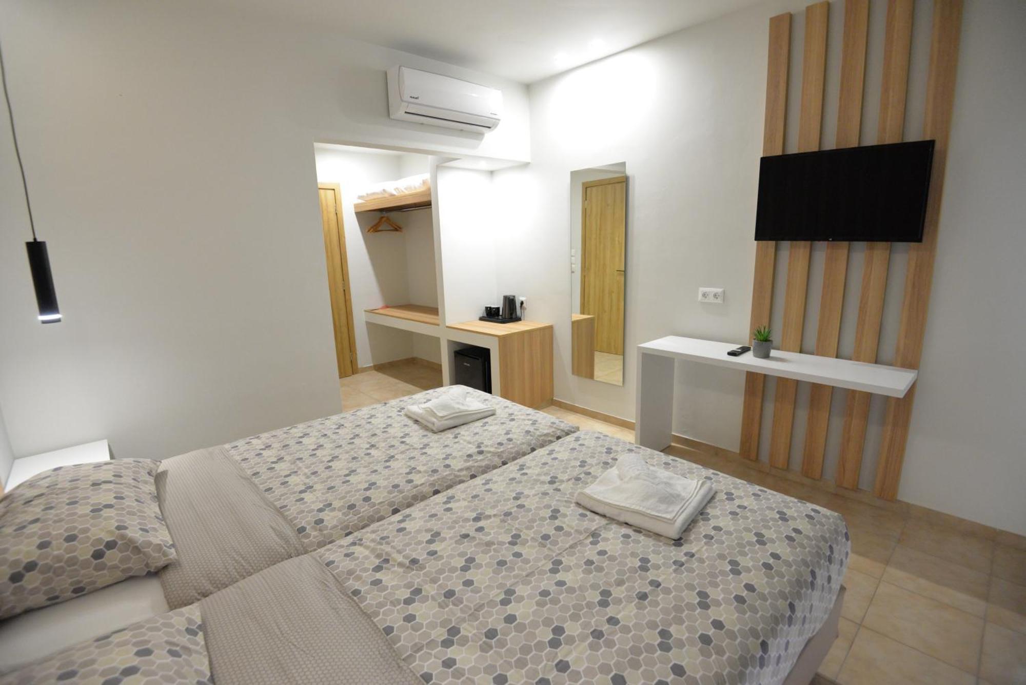 Heleni Beach Hotel イアリソス エクステリア 写真